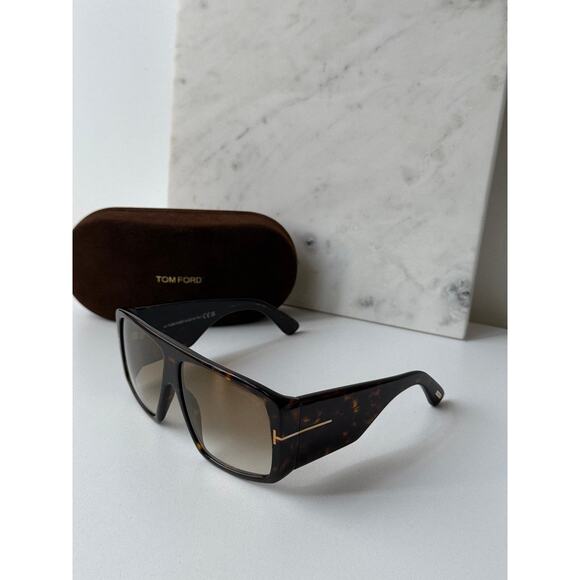 NEW Tom Ford Raven FT1036 Sunglasses in Brown Havana - Picture 5 of 9
